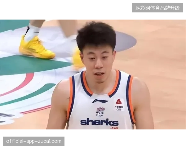 张镇麟总决赛G4表现低迷连胜遭终结，但他的锋线防守仍是上海夺冠重要拼图